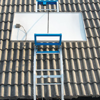 Panneaux solaires en alliage d'aluminium personnalisés Palan électrique Lève-toit Modules PV Élévateur d'échelle pour plaque solaire