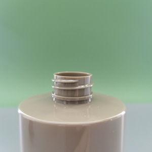 Bouteilles noires personnalisées OEM de 100 ml, 150 ml, 200 ml, 250 ml, 300 ml, 400 ml, 500 ml pour lotion avec pompe, produits et emballages en <span class=keywords><strong>plastique</strong></span> - Product Image 4