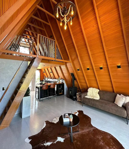 Casa Prefabricada Modular Moderna y Elegante, Pequeña, Móvil, para Exteriores, con Estructura Triangular <span class=keywords><strong>de</strong></span> Acero Ligero, Estilo CA - Product Image 3