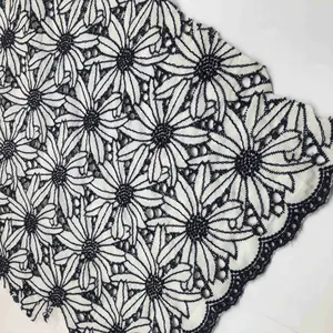 ジエデブラックホワイトアイボリースイス綿100% アイレットボイルダブルカラー花柄刺繍レース生地