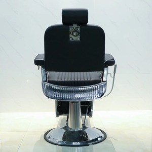 Chaise de barbier classique vintage pour hommes, en cuir synthétique noir, avec structure en métal, idéale pour les salons de coiffure - Product Image 6