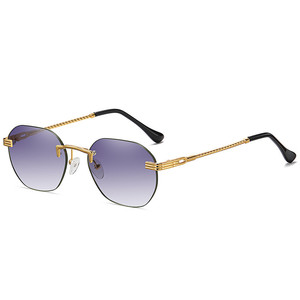 <span class=keywords><strong>Lunettes</strong></span> <span class=keywords><strong>de</strong></span> <span class=keywords><strong>soleil</strong></span> en métal dégradé <span class=keywords><strong>tendance</strong></span> pour femmes 8083 multicolore petit design sans cadre bleu gris verres acryliques jaune violet rose - Product Image 4
