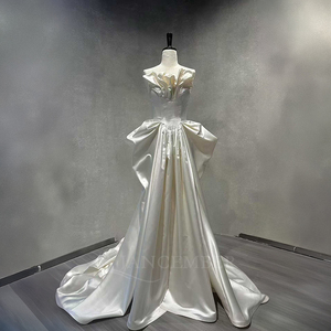 Vestido de Novia Moderno NT66, Largo, Sin Mangas, con Encaje, Flores de Cristal y Volantes, Estilo Sirena, Hasta el Suelo - Product Image 1