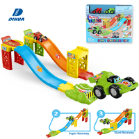 Circuit de course 3 en 1 avec 2 voitures à roue libre, combinaisons multiples pour les enfants, course interactive et défis de cascades