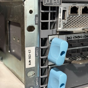 Conmutadores de Red Juniper MX10003-PREMIUM 2x RE JNP2103X1 JNP-MICI X1 con Licencia Premium - Product Image 6