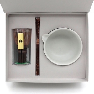 Estick Set di Lusso per Tè Matcha in Ceramica Bianca e <span class=keywords><strong>Rosa</strong></span> con 3 Pezzi, Frusta e Confezione Regalo - Product Image 4