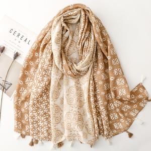 Usine Floral Imprimé Tête Hijab Écharpe pour Femmes Coton Étoles Rétro Ethnique Tête Wraps Viscose Cou Écharpe Châles avec Glands - Product Image 5