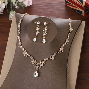 Conjunto de Joyería de 2 Piezas, Collar y Aretes de Aleación de Circonio, Accesorio Elegante y Sofisticado para Vestidos Formales - Product Image 2