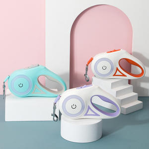 Correa de Perro Retráctil de Lujo ONESTEP con Luz Led para Paseos Nocturnos y Mango Antideslizante - Product Image 2