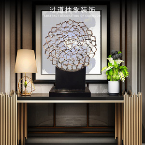 Escultura moderna de hierro forjado irregular hecha a mano para decoración del hogar, sala de estar, oficina, vestíbulo - Product Image 1