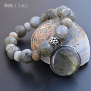 BM10772 Boho Chic Labradorite Gemstone <strong>Silver</strong> Plated <strong>Stretch</strong> Bead Charm <strong>Bracelet</strong> for Women's Anniversary - Product Image 2