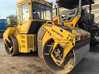 Rouleau compresseur à double tambour BOMAG BW203AD-4 d'occasion, d'origine allemande, à vendre