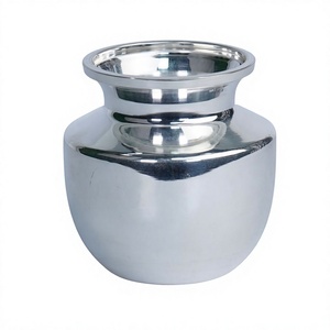 Kalash/Lota en cuivre pur traditionnel fait à la main de haute qualité pour la Pooja pour le temple, la maison, les mariages, à prix compétitif - Product Image 1