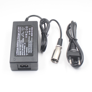 <span class=keywords><strong>Chargeur</strong></span> de <span class=keywords><strong>vélo</strong></span> <span class=keywords><strong>électrique</strong></span> 42V 2A 42V2A pour batterie au lithium <span class=keywords><strong>36V</strong></span> 18650 avec connecteur de prise XLR à <span class=keywords><strong>3</strong></span> <span class=keywords><strong>broches</strong></span> EU US AU UK - Product Image 2