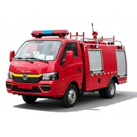 Nouveau camion de pompiers diesel multifonction mini 4x2 avec réservoir d'eau et outils de sauvetage