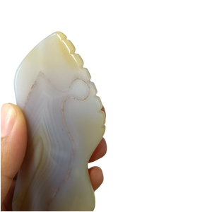 Herramienta Facial Gua Sha de Ágata Gris Natural, Masajeador de Piedra con Borde Irregular Personalizado - Product Image 4
