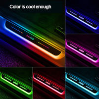 Éclairage d'ambiance magnétique sans fil RGB avec logo personnalisé, capteur de véhicule, lumière de bienvenue LED, lumière de logo de pédale de voiture