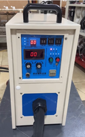 Appareil de chauffage par induction à haute fréquence 25kw Machine de chauffage par induction de transformateur de soudage en relief pour le forgeage des métaux