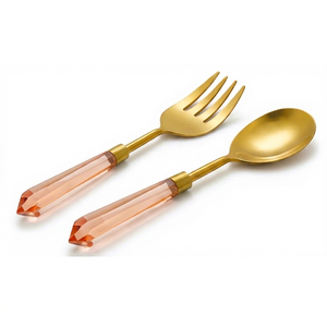 Ensemble de couverts dorés avec manche en résine rose pâle, tête en acier inoxydable doré, vaisselle élégante pour mariage, usage domestique et restaurant - Product Image 1