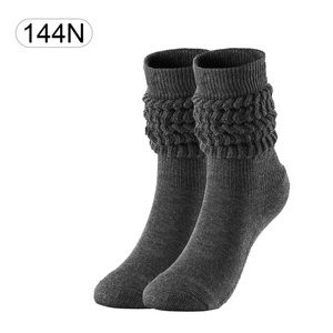 Calzini Unisex Traspiranti Primavera/Estate Stile Retrò Europeo Americano con Logo Personalizzato - Product Image 4