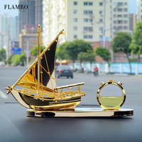 Cadeau de voiture de luxe parfum personnalisable aromathérapie désodorisant diffuseurs d'encens parfum porte-arôme diffuseur de voiture