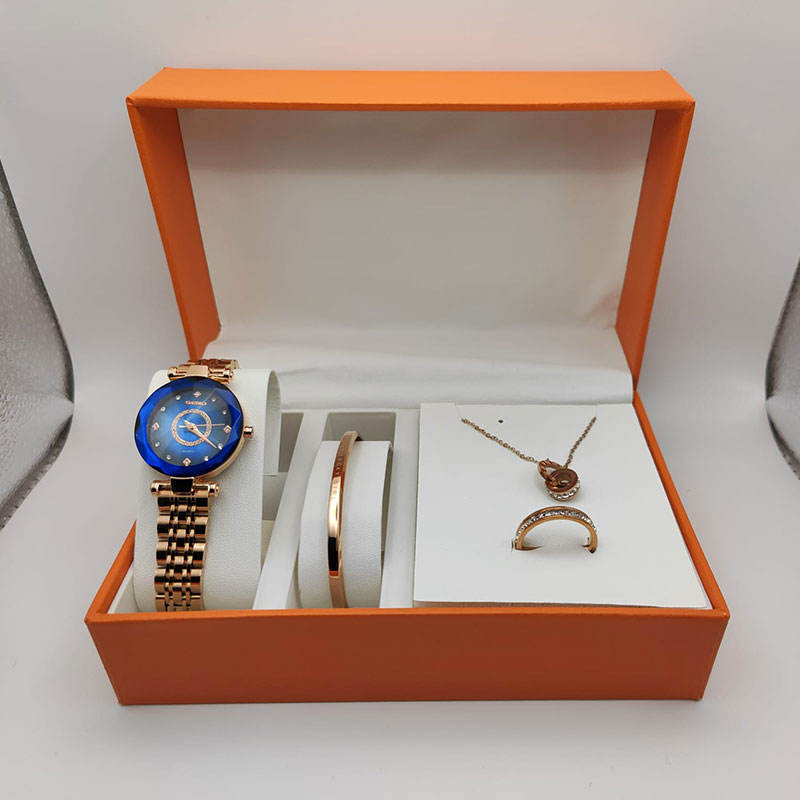 New Waterproof Fashion Watch Women's Senior Sense of Light Luxury Quartz  Watch Simple Steel Belt Women's Watch Set