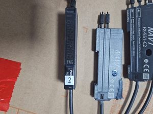 Sensor de Fibra Óptica Digital de Alta Precisión FX-551-C2 para Automatización - Product Image 4