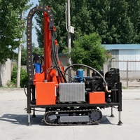 Machine de forage de puits d'eau 200m, équipement monté sur remorque avec mât télescopique pour projet d'alimentation en eau des villages, OEM