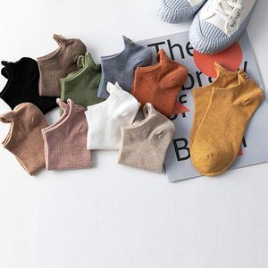 ถุงเท้าข้อสั้นผู้หญิงลายการ์ตูนสัตว์น่ารักสีพื้นปักลายสำหรับฤดูร้อนขายส่ง - Product Image 4