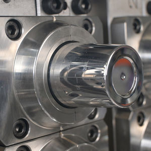 Moule pour injection de conteneur de test médical en plastique MED 60 ml 24 cavités pour selles urine et sang - Product Image 4