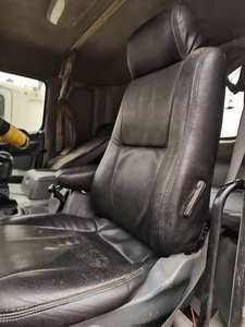 Camion tracteur Hino 700 d'occasion, tête de remorque Hino 700 en état d'occasion - Product Image 4