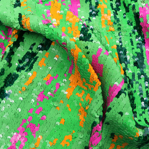 Tissu à paillettes florales multicolores pour textiles d'intérieur Vêtements pour filles Tricot brodé scintillant Accessoires de mariage pour garçons - Product Image 4