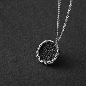 Abyss Retro Punk Couple Necklace Geometric Distressed Pendant Collarbone Chain Gift Jewelry - Product Image 3