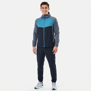 Coupe-vent personnalisé en maille légère avec poches zippées Veste d'extérieur pour hommes avec logo réfléchissant - Product Image 1