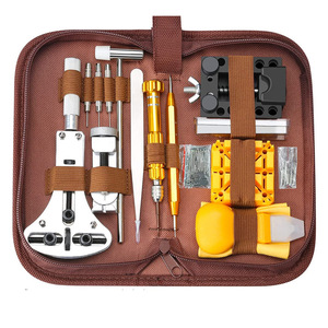 Kit d'outils de réparation de montres DIY OEM 149 pièces avec étui zippé, tournevis et kit de retrait de bracelet pour l'entretien domestique et de bijoux - Product Image 1
