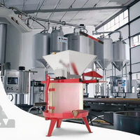 XH Brand Houten Automatische Fruitpersmachine, Eenvoudig te Gebruiken, Efficiënte Fruit- en Groentesap Separatie, Water en Slakken Inclusief, Geschikt voor Hotels