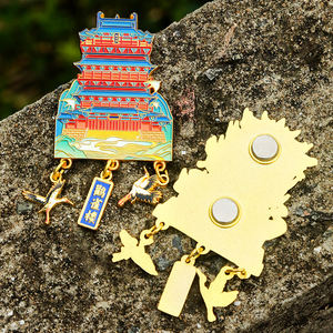 Souvenirs touristiques de la ville Aimants de réfrigérateur en alliage de zinc gravés personnalisés avec logo Idéal pour les cadeaux de voyage Acheteurs d'entreprise - Product Image 2