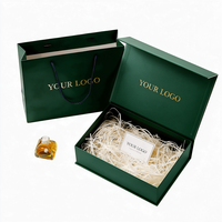 Coffret Cadeau Magnétique Vert Foncé Style Livre avec Sac en Papier et Impression Dorée pour Parfums, Cosmétiques et Cadeaux d'Entreprise - Vente en Gros