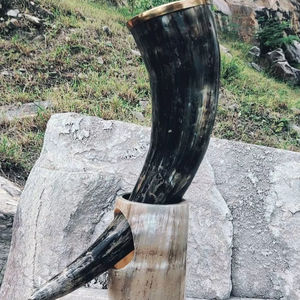 Cuerno para Beber Vikingo Medieval 100% Natural, Cuerno de Vaca para Beber Cerveza, Hecho a Mano, Cuerno para Beber Barato al Precio Más Bajo - Product Image 1