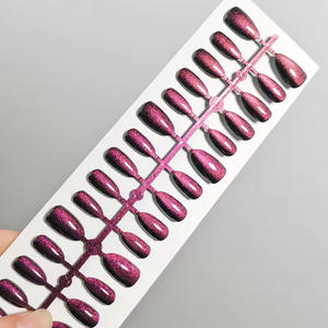 Venta al por Mayor de 30 Uñas Postizas de Color Azul Gema, Hechas a Máquina, Reutilizables, con Empaque Personalizado con Logotipo - Product Image 5