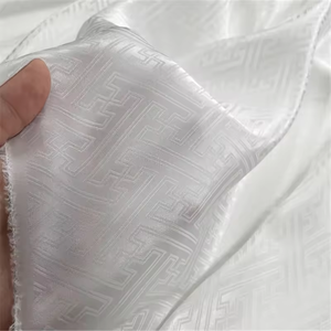 En vrac <span class=keywords><strong>Pas</strong></span> <span class=keywords><strong>Cher</strong></span> Prix Classique <span class=keywords><strong>Chinois</strong></span> Motif Viscose Soie Jacquard Tissu pour Femmes Mode Vêtement en Couleur Blanche - Product Image 3