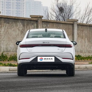 Acceptons les commandes personnalisées – Modèle phare Byd Qin Plus Dm-i à conduite intelligente 55 km avec charge rapide et cockpit intelligent, idéal pour la famille - Product Image 5