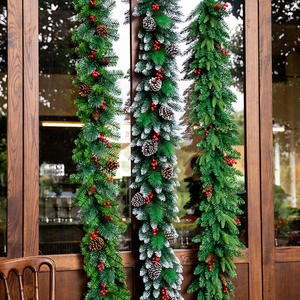 Guirnalda Navideña Artificial de 2 Metros con Piñas para Decoración Navideña, Adorno para Puerta - Product Image 2
