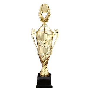 <span class=keywords><strong>Prix</strong></span> de gros trophée de sport personnalisé fabricant OEM ODM trophée de sport en plastique de <span class=keywords><strong>super</strong></span> qualité pour enfant trophée de compétition en plastique de sport - Product Image 1