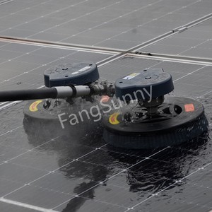 Outils <span class=keywords><strong>de</strong></span> <span class=keywords><strong>nettoyage</strong></span> <span class=keywords><strong>de</strong></span> modules photovoltaïques économes en eau avec brosses à disque SiC pour les entreprises <span class=keywords><strong>de</strong></span> <span class=keywords><strong>nettoyage</strong></span> photovoltaïques professionnelles - Product Image 4