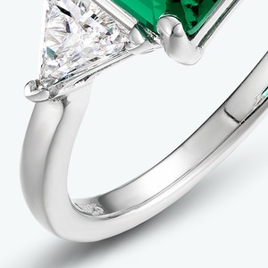 Fashion Retro Light Luxury Lab Cultured <strong>Emerald</strong> Ring S925 Sterling <strong>Silver</strong> Inlaid Colored Gemstone Custom <strong>Jewelry</strong> Wholesale - Product Image 4