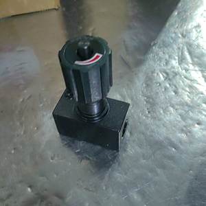 Vanne de régulation de débit pour machines à caoutchouc DV8/10/12/16/20, Vanne de régulation hydraulique DV16-1-10B DV20-1-10B - Product Image 1