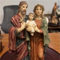 Harz-Statuen-Set der Heiligen Familie, handbemalt, künstlerische religiöse Weihnachtsdekoration mit Liebesthema, farbenfrohe Verzierungen