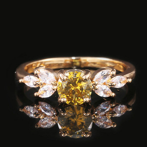 Anello quadrato verde da donna, accessorio semplice ed elegante per l'uso quotidiano - Product Image 4