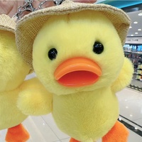 Porte-clés pendentif en peluche canard doux avec chapeau de paille, cadeau promotionnel pour enfants et étudiants, pour sac d'école